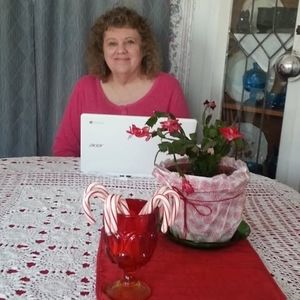 Meet your Posher, Deborah a